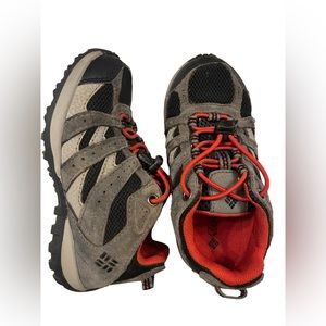 Youth Columbia Redmond Waterproof Hiking Shoe Sz 11